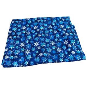 Snowflake Fabric Seasons Greetings Fabri Quilt Blue Silver 43 in Wide 1.63 Yds